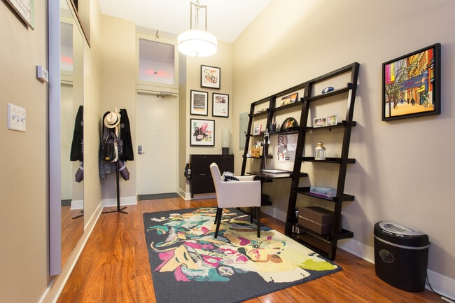 Photo - Fifth Avenue School Lofts