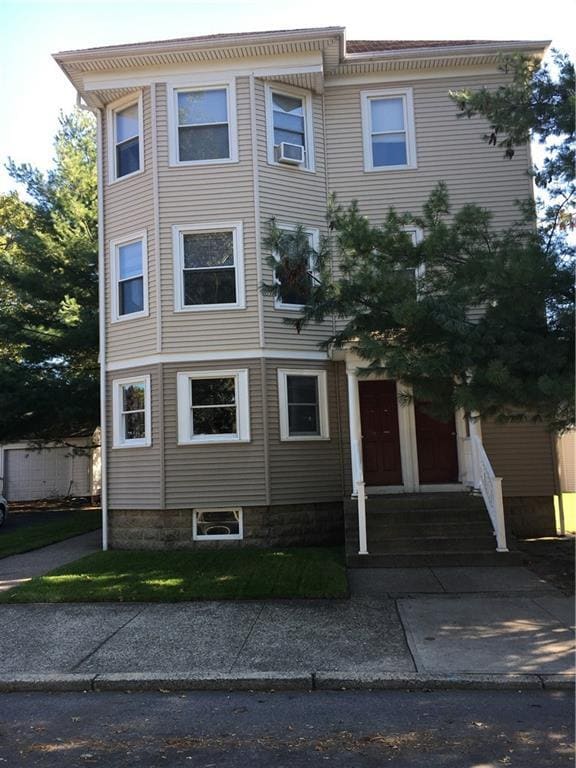 Building Photo - 160-160 Slater Park Ave Unit 1 Rental