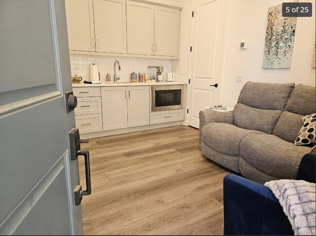 Photo - 607 Middlebrook Rd Unit 1 BED APT AT CSSM KAISER