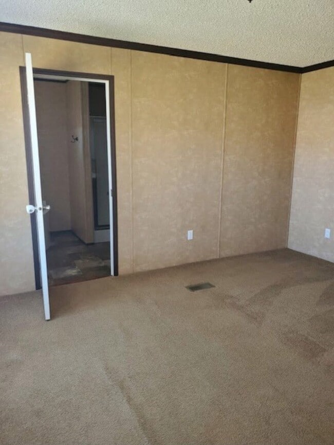 Photo - 1100 Sugar Creek Rd