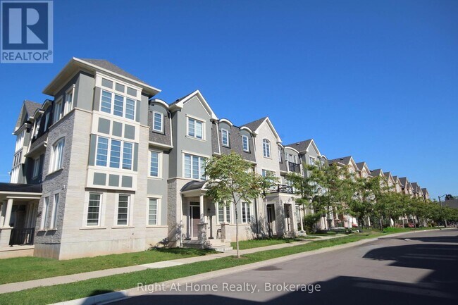 Photo - 119 Stork St