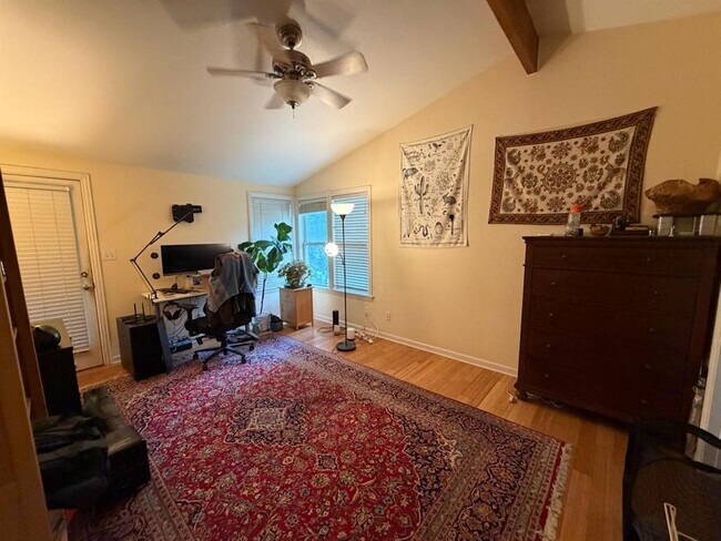 Photo - 1607 Garden St