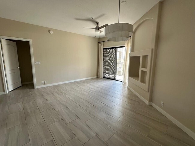Photo - 10401 N Saguaro Blvd Unit 220