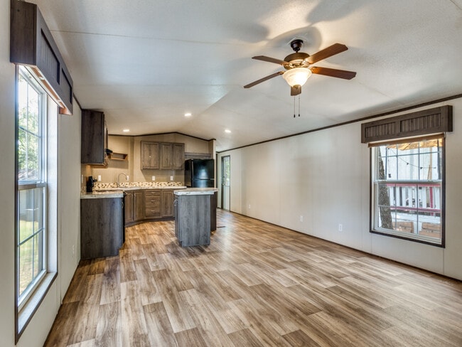 Photo - 4951 Collett Little Rd House