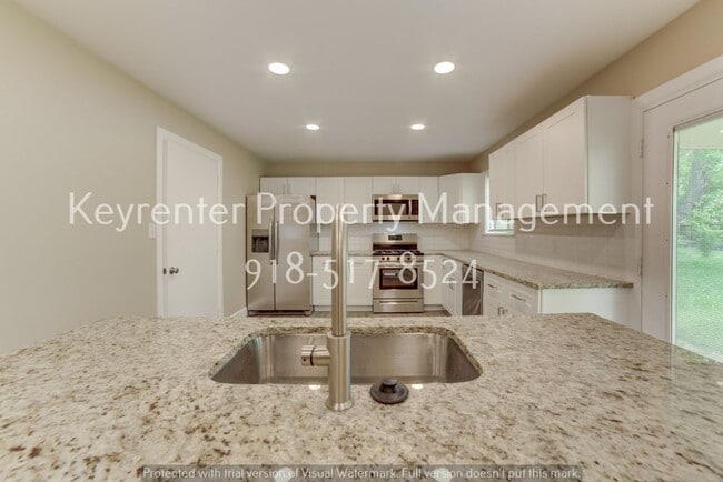 Photo - Recently Renovated 3 Bed 2 Bath in Collinsville!