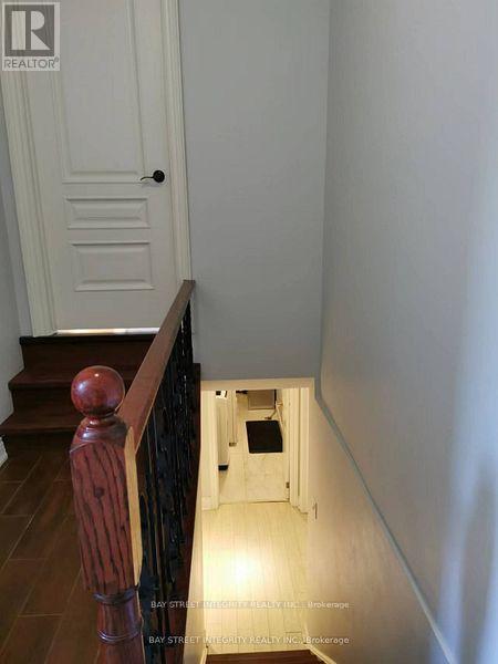 Photo - 2 Lonsdale Ct