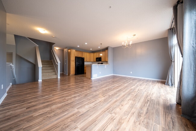 Photo - 11816 Emery Village Dr N