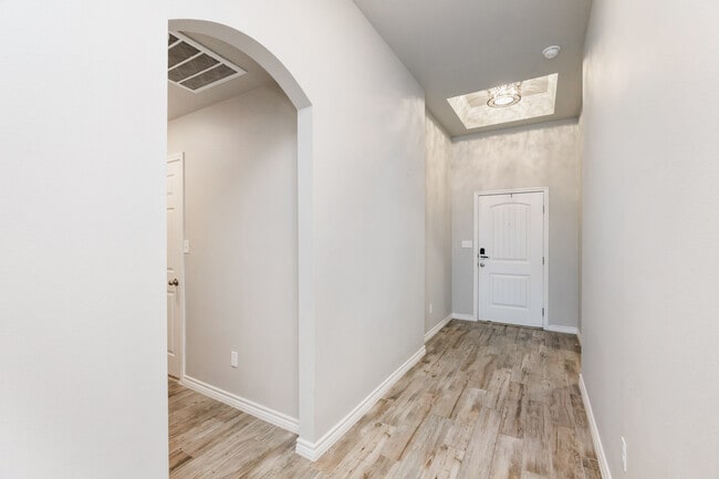 Photo - 7713 Killebrew Dr