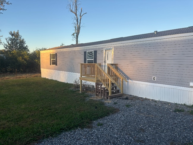 Building Photo - 604 Alexander Rd