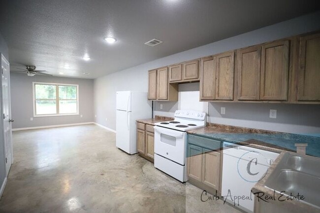 Photo - Move in special $550!! 2-bedroom, 2 bath a...