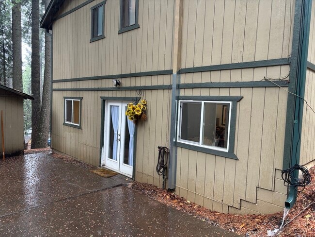 Photo - 2854 Viona Rd