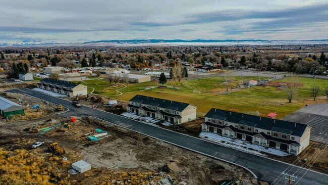 Photo - MODERN 3 BED 2.5 BATH TOWNHOME IN SAINT ANTHONY