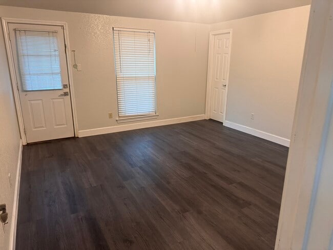 Master Bedroom - 9277 Meandering Dr