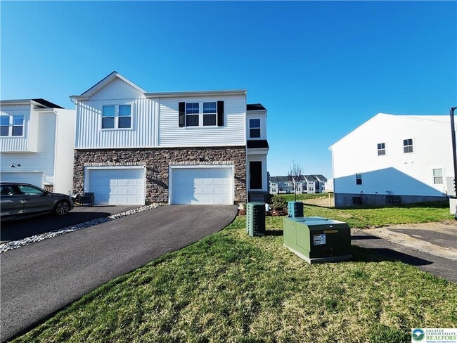 Building Photo - 7699 Clayton Ave