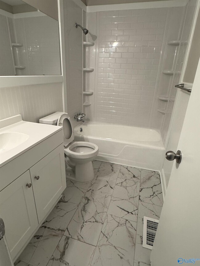 Photo - 2801 Penland Ave NW