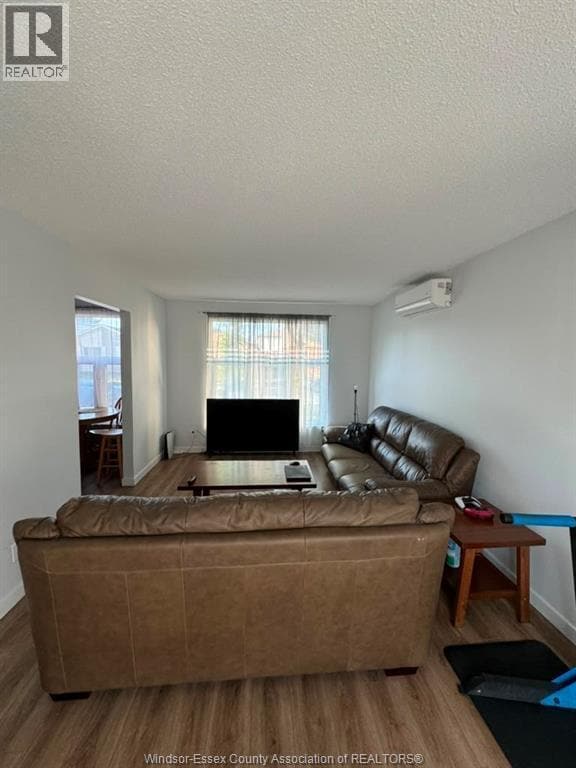 Photo - 9260 Arncliffe Ct