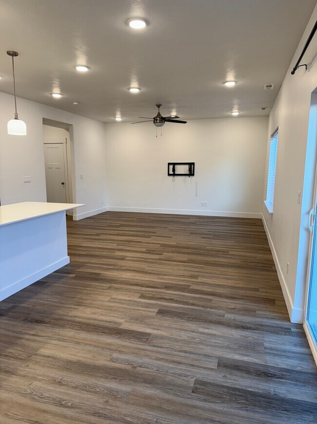 Photo - 1022 Jaylee Dr