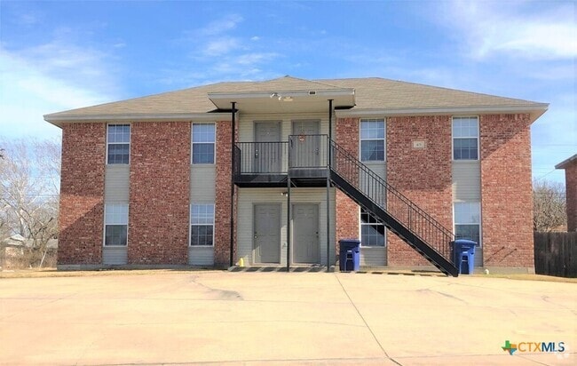 Building Photo - 415 Creek St Unit D Rental