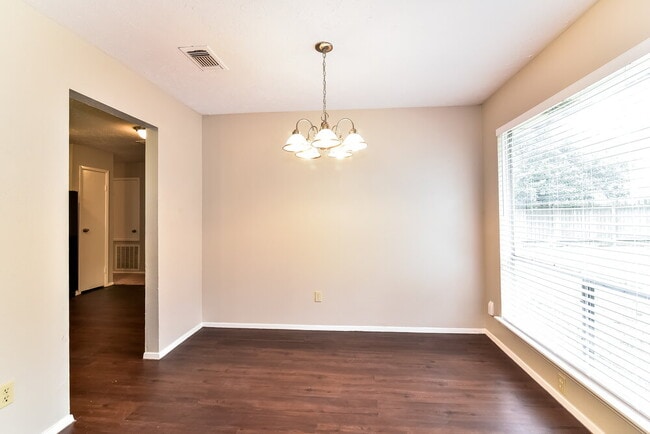 Photo - 4606 Lost Lake Ln