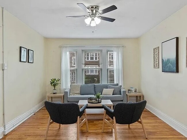 Photo - 761 Syracuse Ave Unidad #3