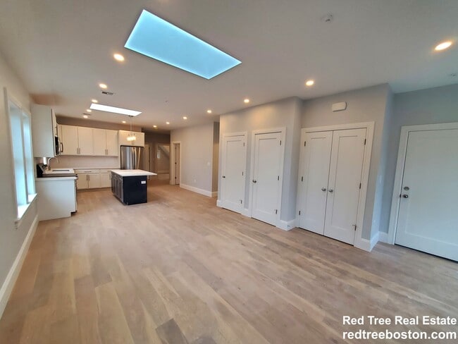 Photo - 51 Fairbanks St Unit 3