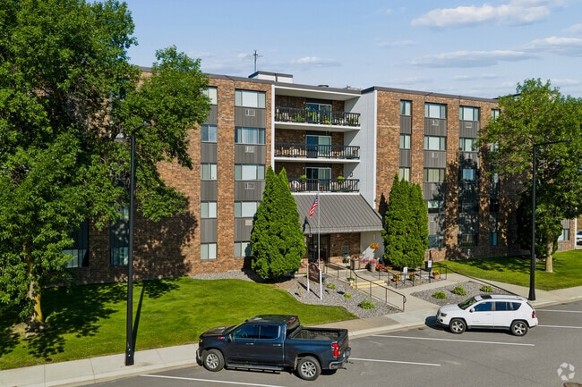 Milaca Park Apartments - Milaca Park Apartments