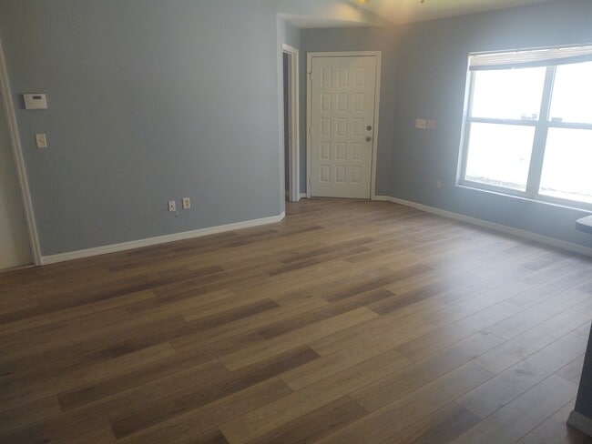 Photo - 5707 Tanagerlake Rd
