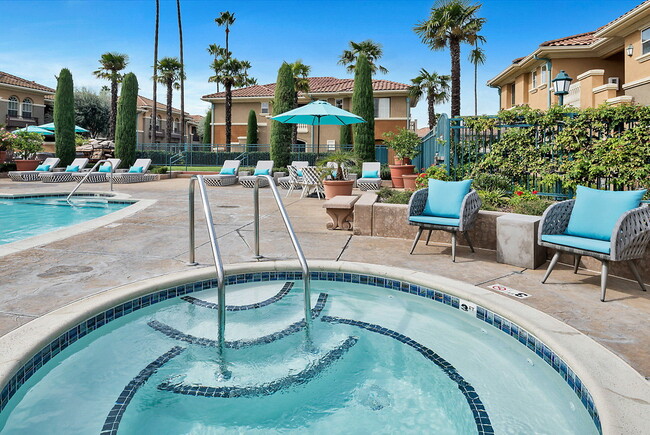 Photo - Villa Veneto at Palm Valley Apartments