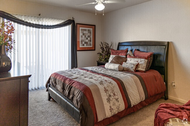 Camelback - 2BD, 1.5BA Primary Bedroom