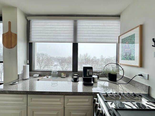 Photo - 6701 S Crandon Ave Unit B9