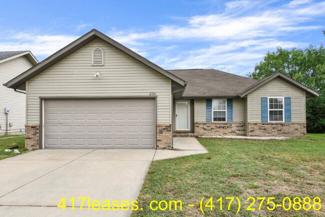 Building Photo - 834 S Duke Ave