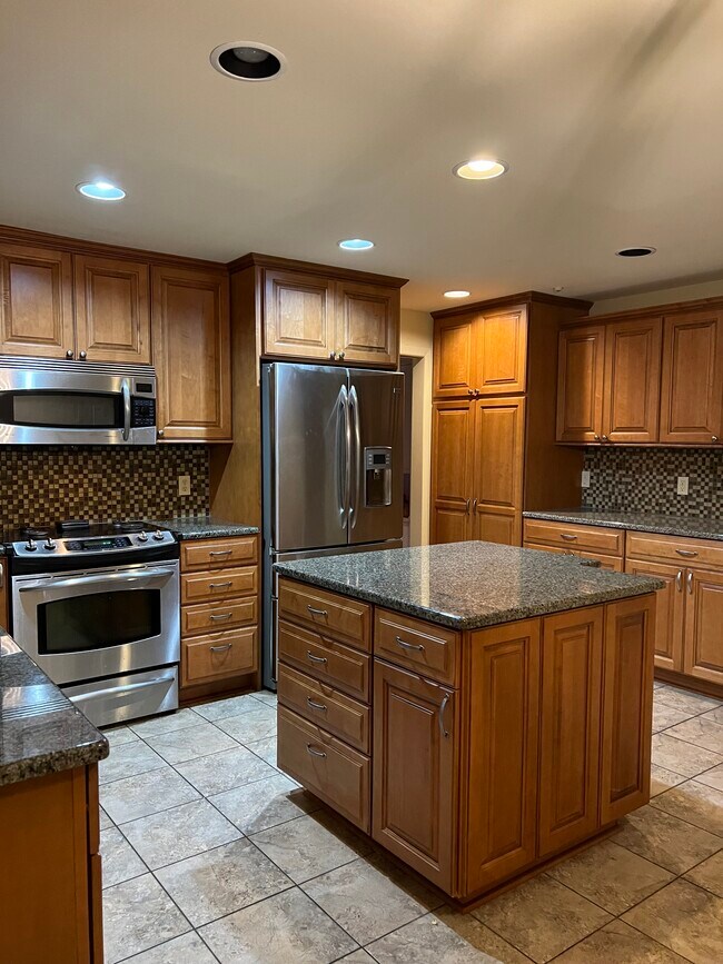 Photo - 8551 N Point Dr