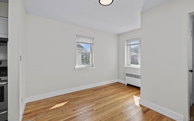 Photo - 517 E Broadway