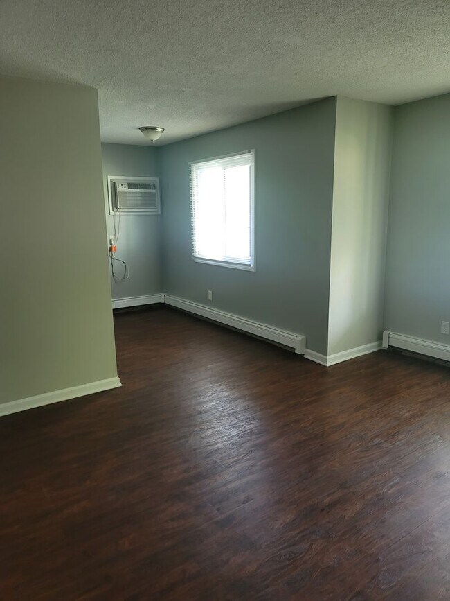 Photo - 3225 Ramond St Unit Apt #4