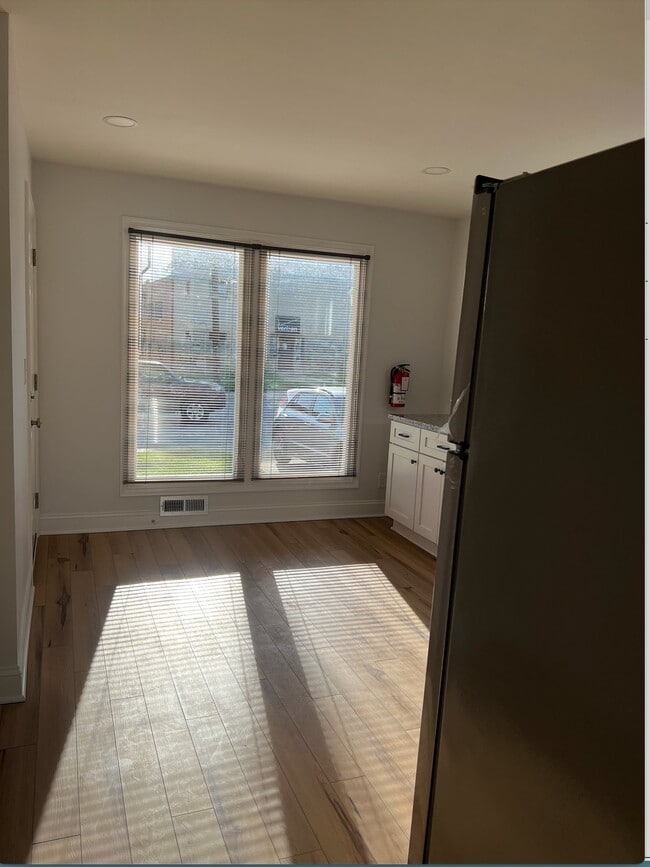Photo - 5000 Frankford Ave