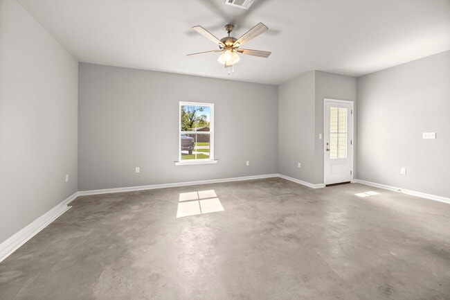 Photo - 18627 Greenwell Springs Rd