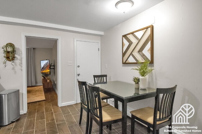 Furnished 2-Bedroom Apartment Minutes from Highmark Stadium