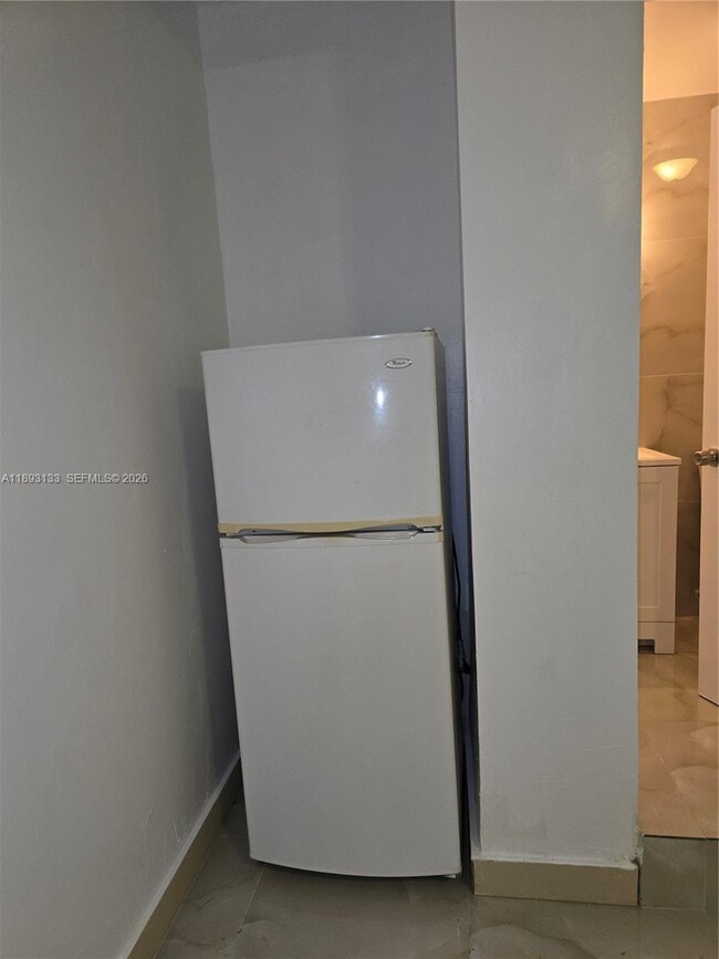 Photo - 4716 SW 1st St