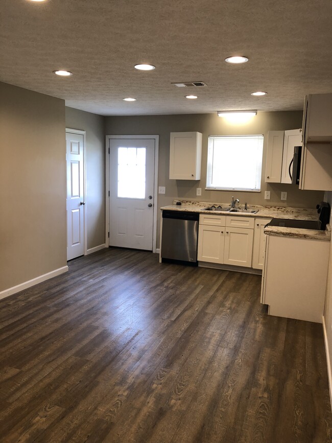 Photo - 1117 Liberty Hall Dr