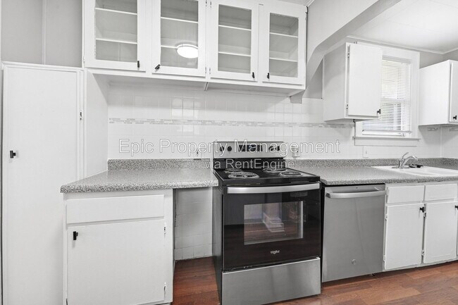 Photo - 662 E Saratoga St