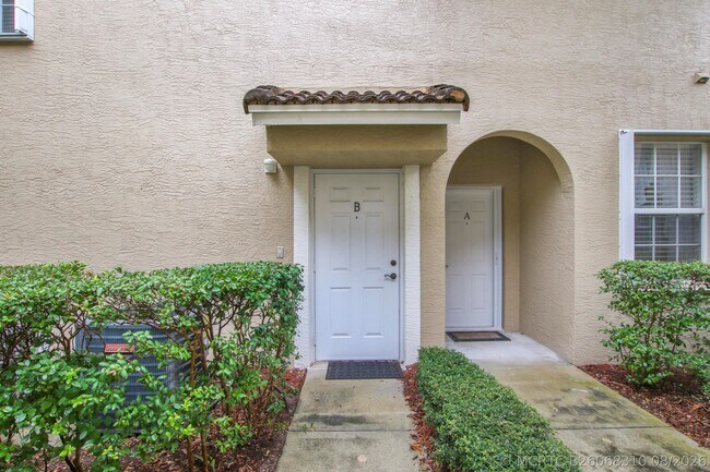 108 Lighthouse Cir Unit B