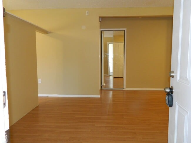 Photo - 1 Bed / 1 Bath Condo with Balcony – Seminole County – Water Included!
