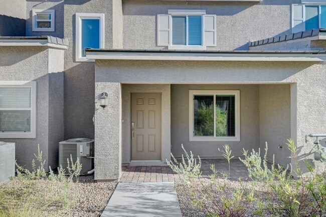 Photo - 10772 Paget Ct