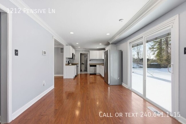 Photo - 1212 Pensive Ln