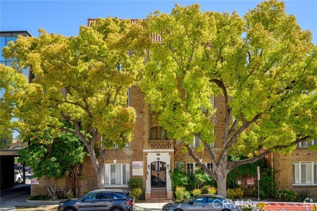 Building Photo - 228 S Kenwood St Unit 302 Rental