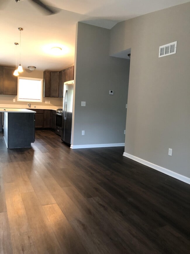 Photo - 26872 99th St