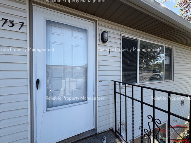 Photo - 737 Cleveland St Unit 1