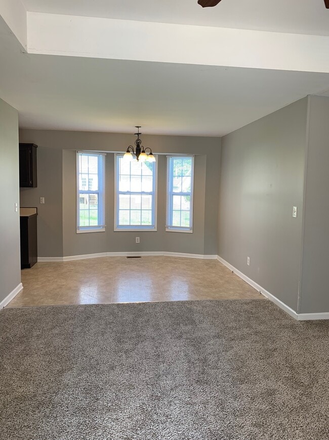 Photo - Prime Location! Beautiful 3Br/2 BA Just Minutes from Post!?