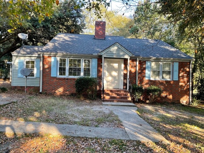 Building Photo - 906 Cherokee Ave Rental