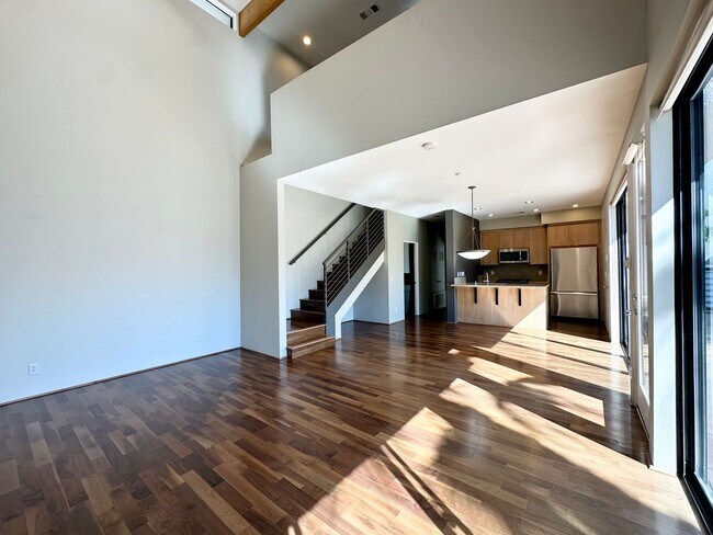 Photo - COMING SOON! 3-bedroom / 3.5 Bathroom Cond...